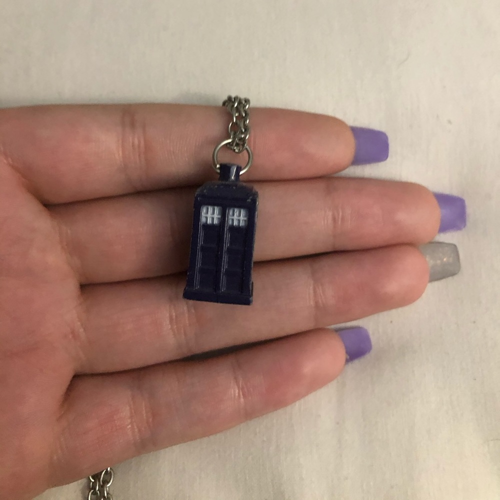 Doctor who necklace